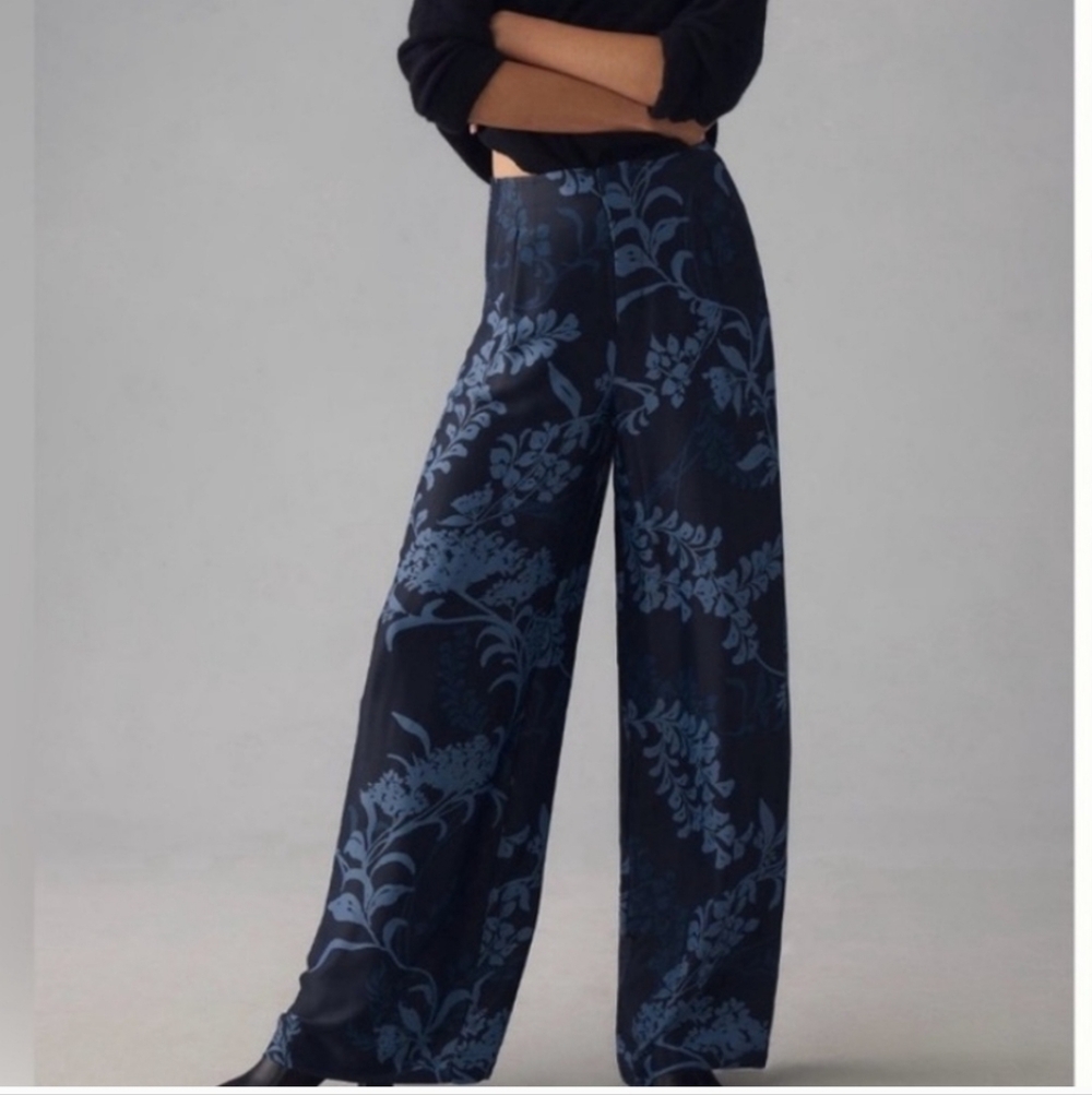 By Anthropologie Navy Blue Floral Wide Leg Satin Pants Size 4